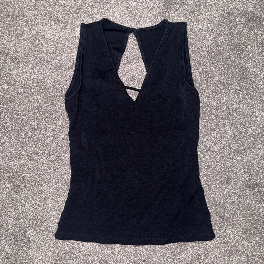 Forever 21 Women's Black Sleeveless V-Neck Tank Top Open Back Size Medium